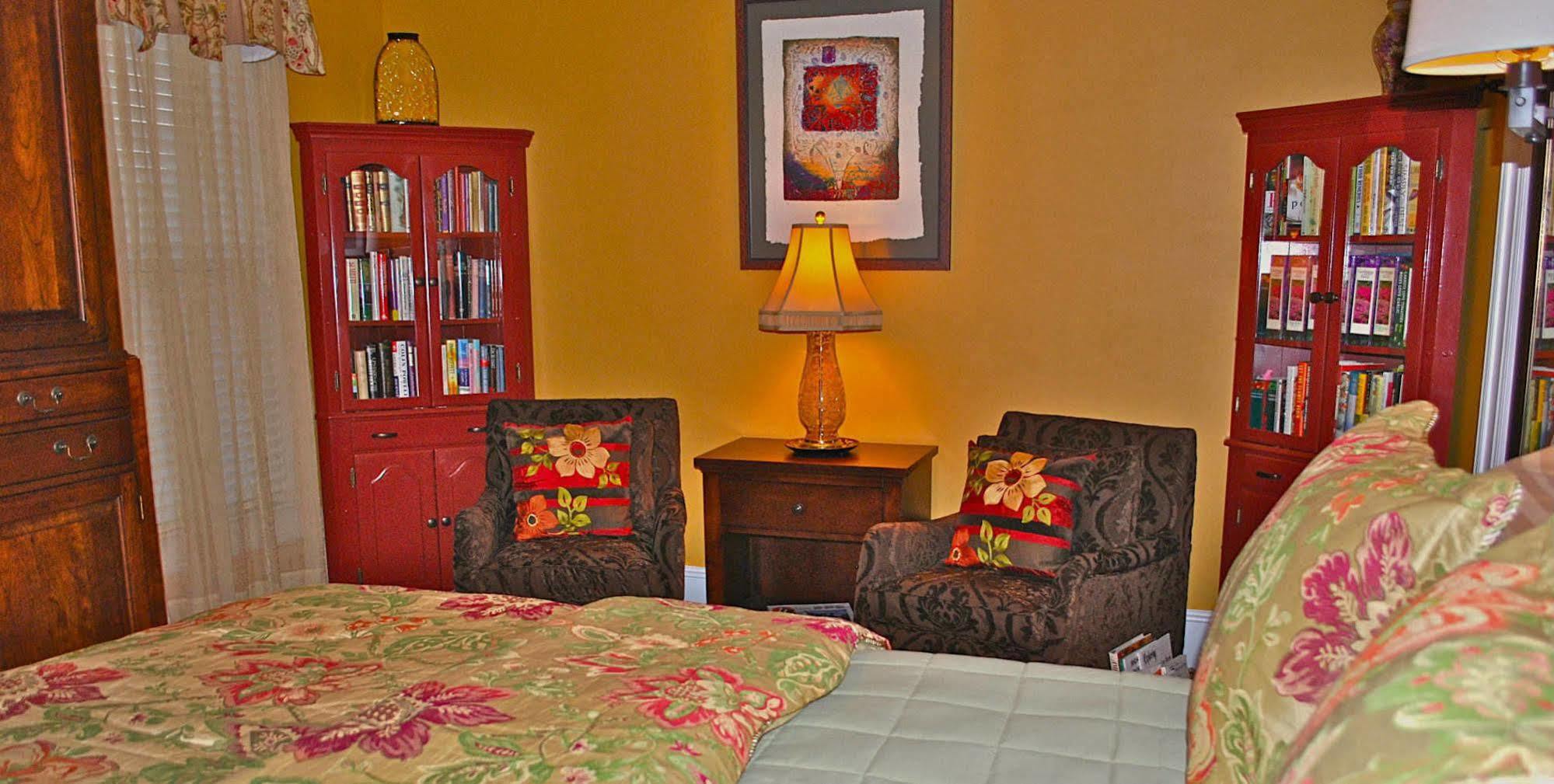 Bay Haven Inn Of Cape Charles Exterior photo